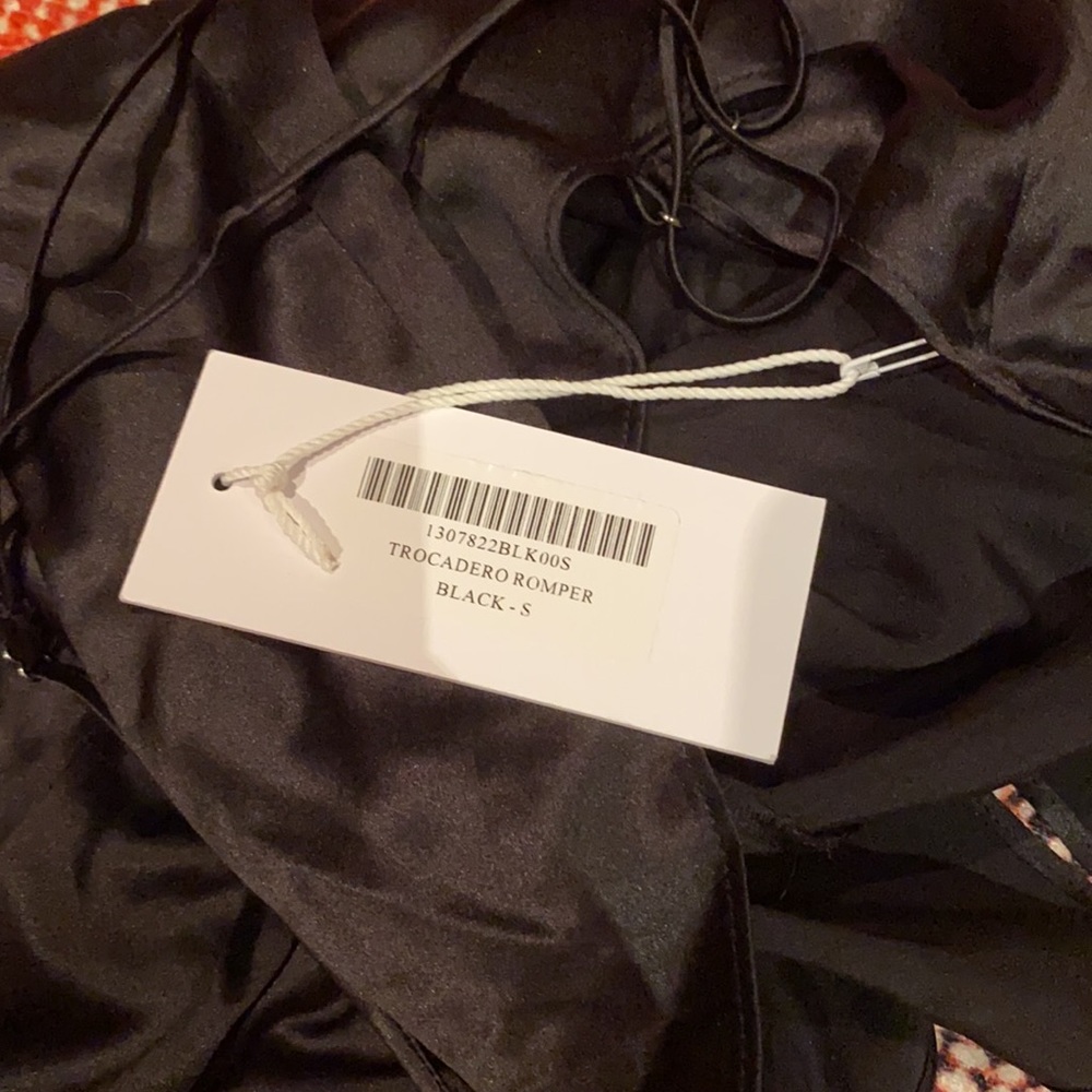NWT Reformation Trocadero Silk Romper - Picture 5 of 6